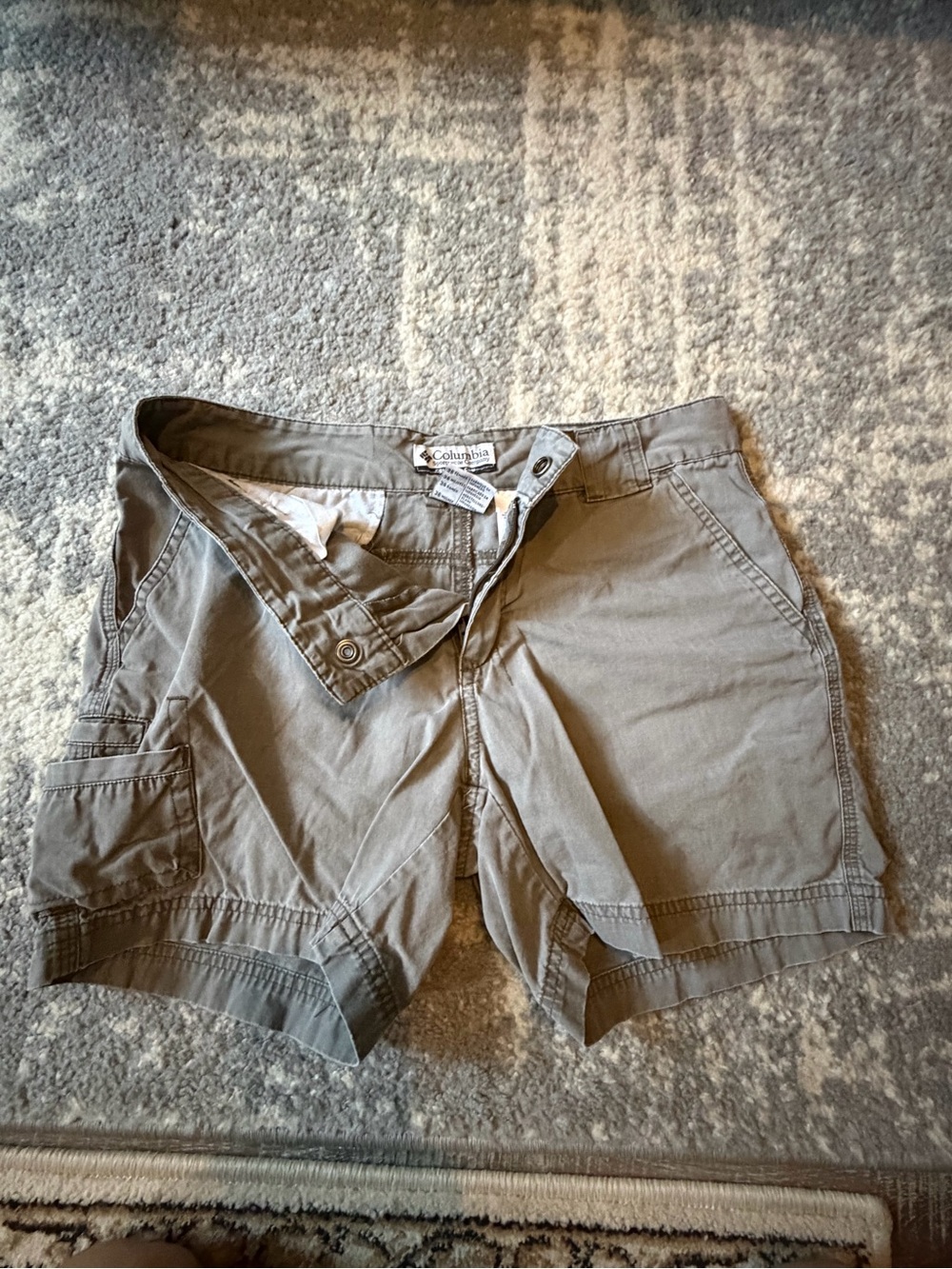 Columbia Women's Olive Green Cargo Shorts